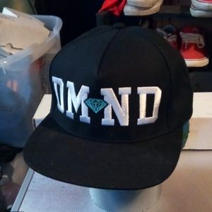 Diamond Supply Black Snapback Hat
